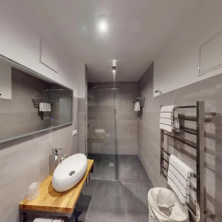 Lovely In With Wifi Apartment *